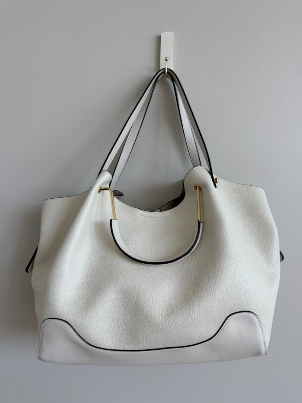 Sondra Roberts oversized tote creamy white luxe gold-tone hardware black trim